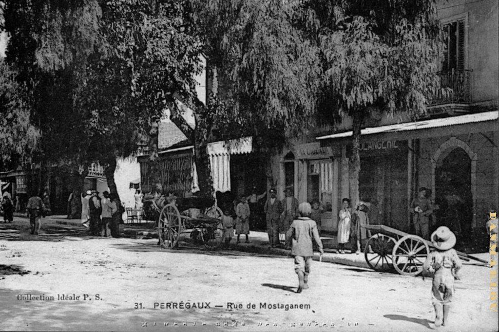 PERREGAUX  (583) COLLEC. SERRANO.JPG